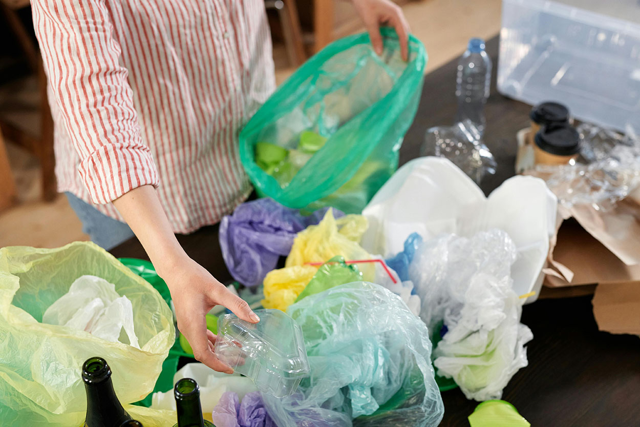 Hvis affaldssortering opleves som meningsfuldt, er folk mere tilbøjelige til at gøre det. Foto: Pexels.com.